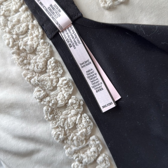Victoria secret bra - Picture 3 of 3